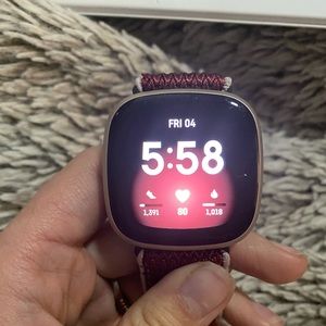 Fitbit Versa 3